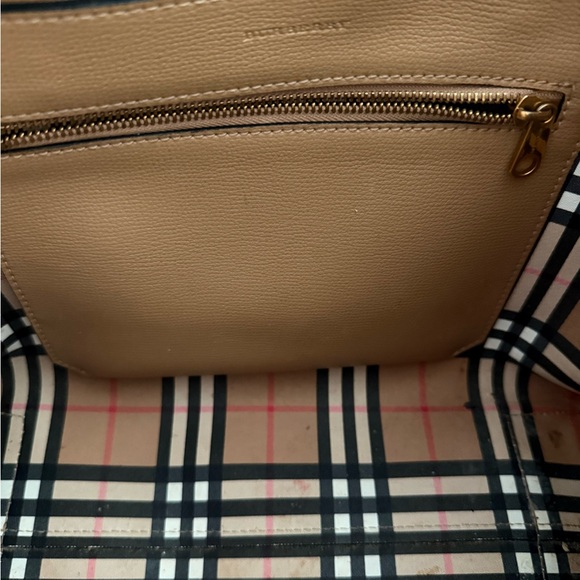 Leather Burberry Tote - Picture 6 of 7